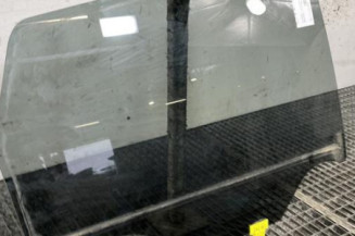 Vitre arriere droit NISSAN QASHQAI 1