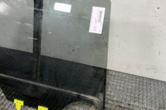 Vitre arriere droit NISSAN QASHQAI 1