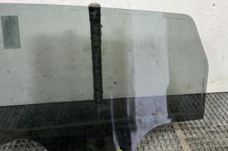 Vitre arriere droit NISSAN QASHQAI 1