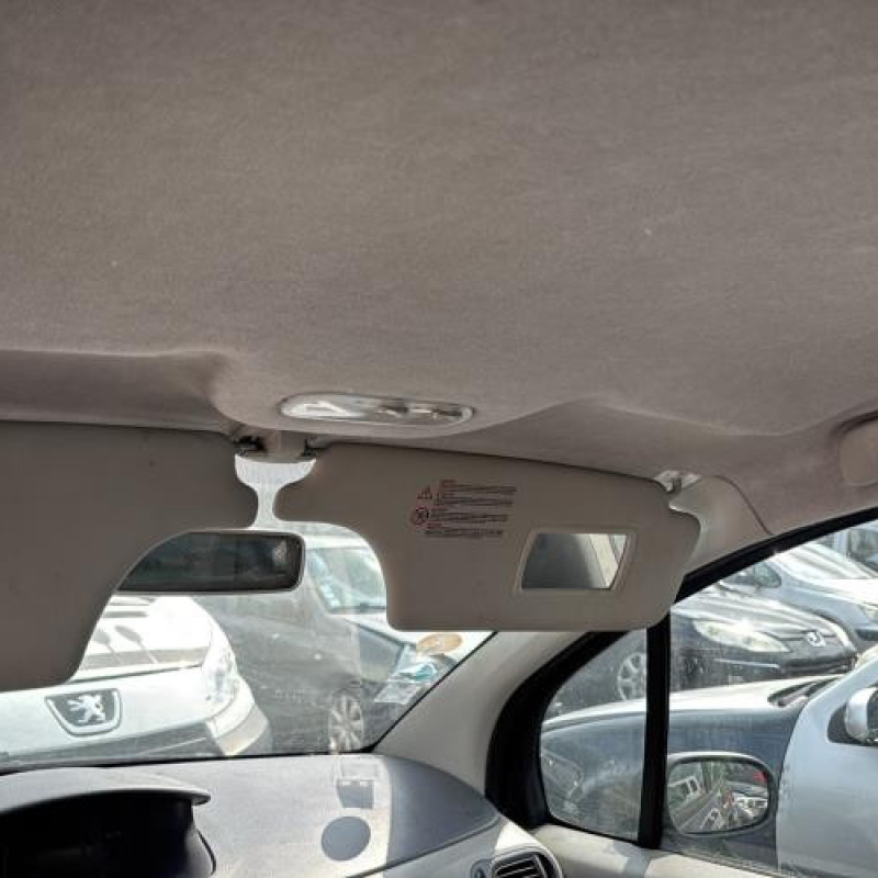 Optique avant secondaire gauche (feux)(clignotant) RENAULT MODUS Photo n°17