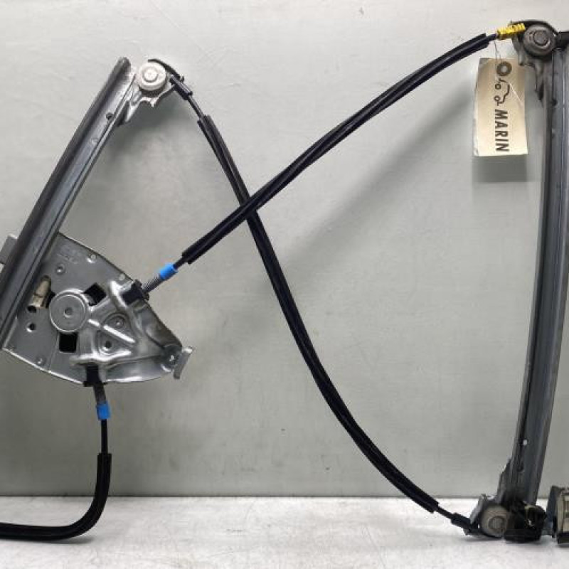 Leve vitre electrique avant gauche PEUGEOT 607 Photo n°1