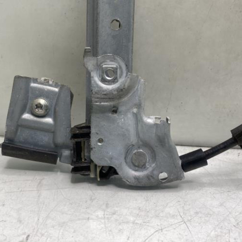 Leve vitre electrique avant gauche PEUGEOT 607 Photo n°12