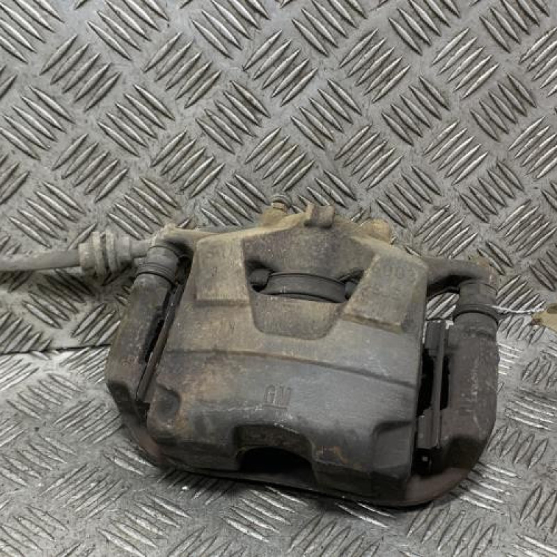 Etrier avant droit (freinage) OPEL ASTRA J Photo n°1