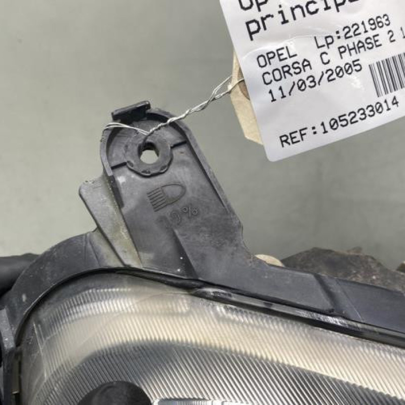Optique avant principal droit (feux)(phare) OPEL CORSA C Photo n°4