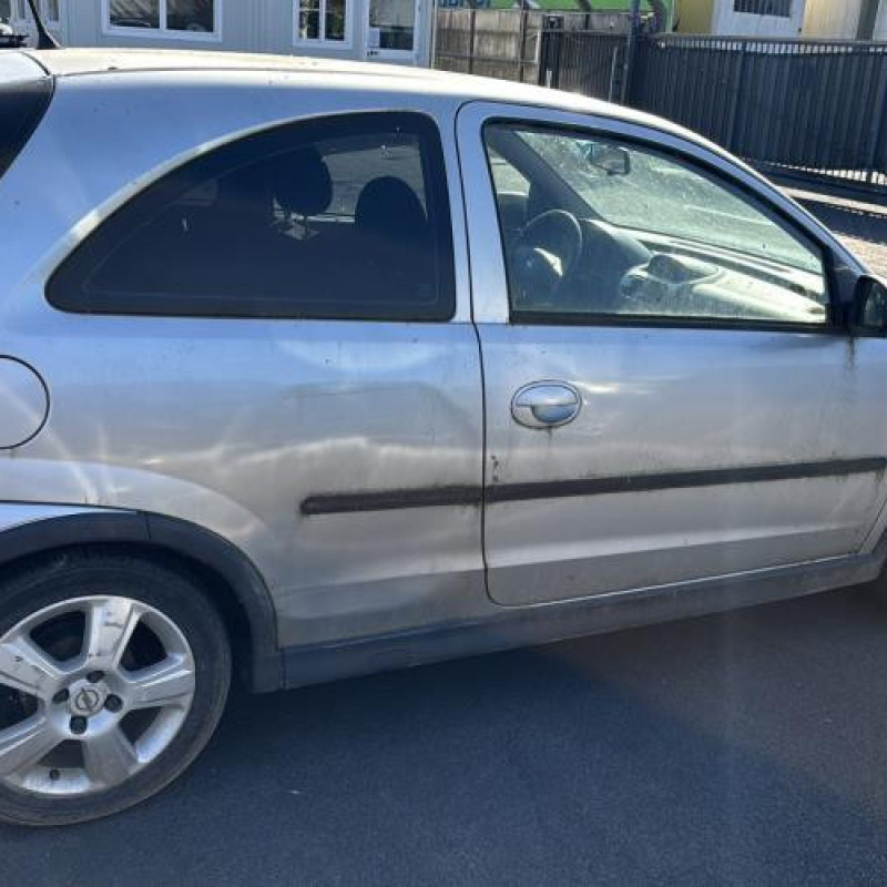 Optique avant principal droit (feux)(phare) OPEL CORSA C Photo n°11