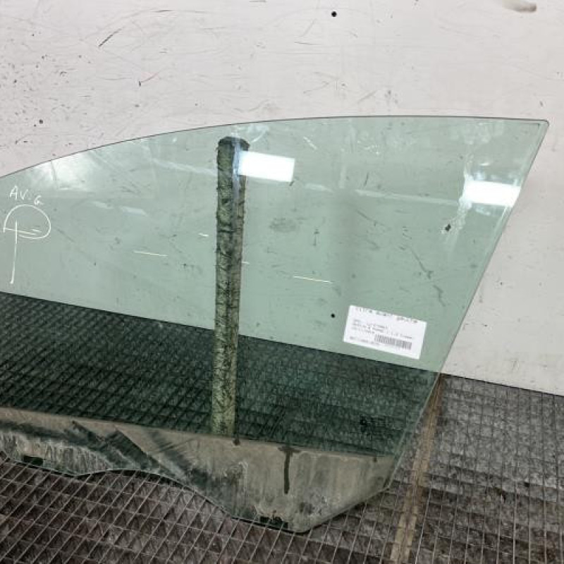 Vitre avant gauche OPEL MERIVA B Photo n°3