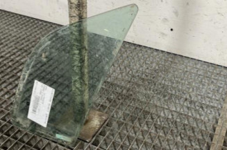 Custode avant gauche (porte) OPEL MOKKA 1