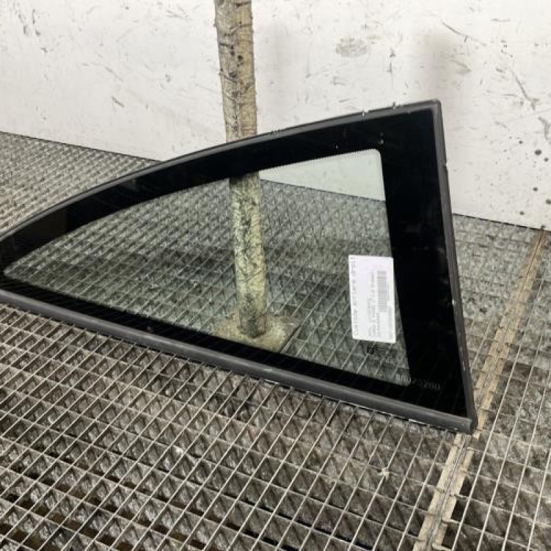 Custode arriere droit OPEL CORSA D Photo n°3