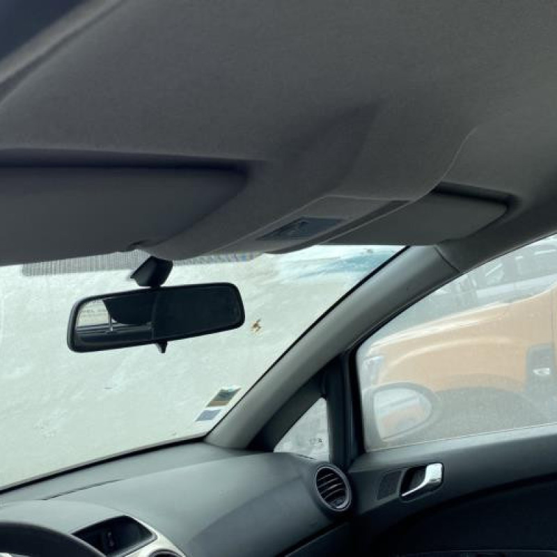 Custode arriere droit OPEL CORSA D Photo n°19