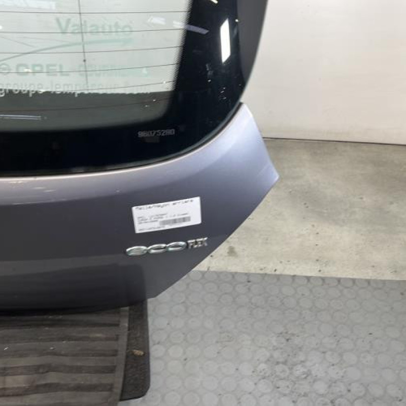 Malle/Hayon arriere OPEL CORSA D Photo n°4