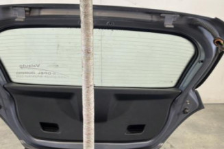 Malle/Hayon arriere OPEL CORSA D