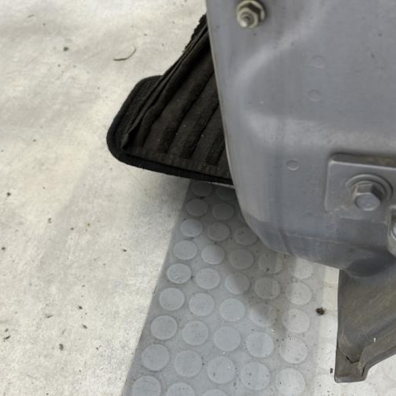 Porte avant gauche OPEL CORSA D Photo n°5