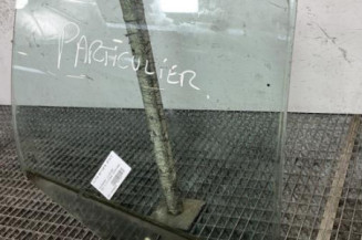 Vitre arriere droit VOLKSWAGEN GOLF 4