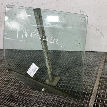 Vitre arriere droit VOLKSWAGEN GOLF 4