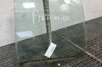 Vitre arriere droit VOLKSWAGEN GOLF 4