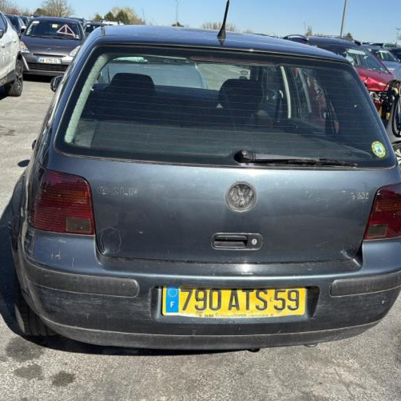 Vitre arriere droit VOLKSWAGEN GOLF 4 Photo n°8