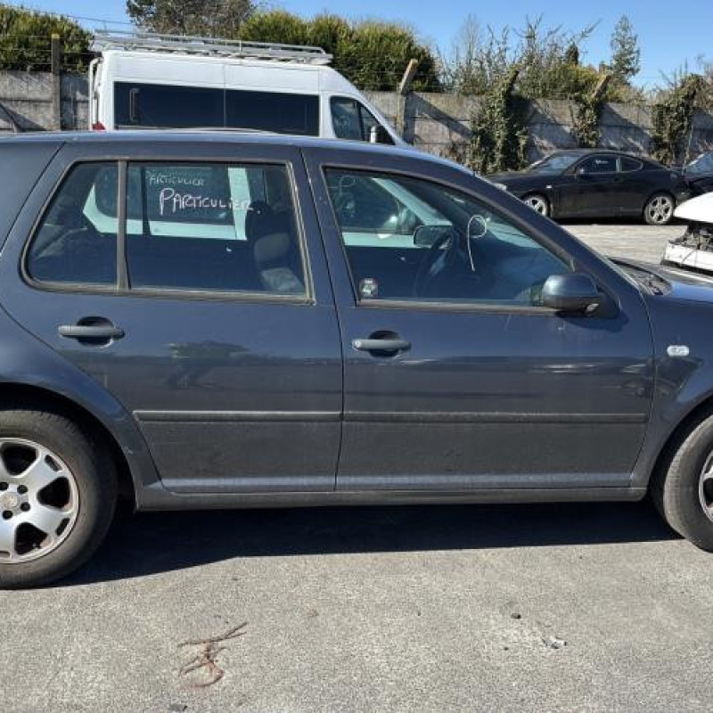 Vitre arriere droit VOLKSWAGEN GOLF 4 Photo n°11