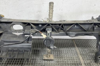 Face avant RENAULT CLIO 3 Photo n°1