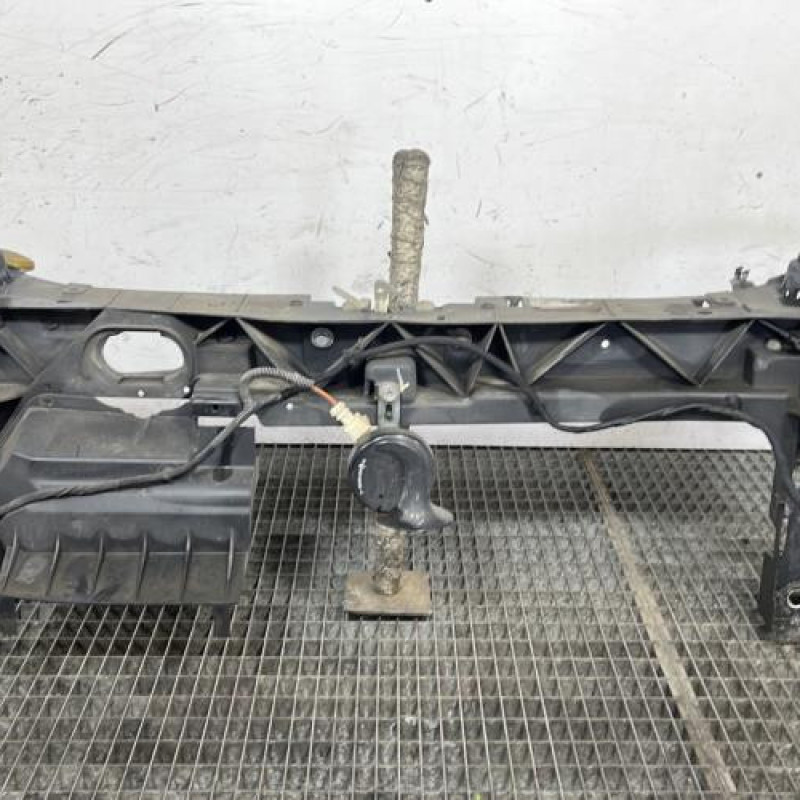 Face avant RENAULT CLIO 3 Photo n°1