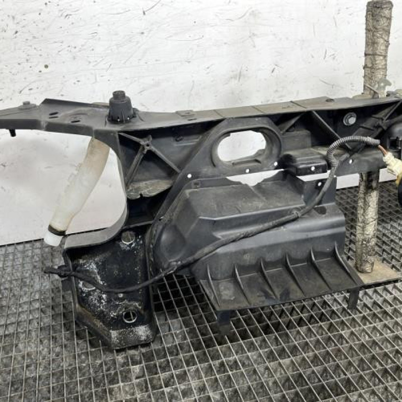 Face avant RENAULT CLIO 3 Photo n°2