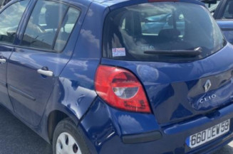 Aile avant gauche RENAULT CLIO 3