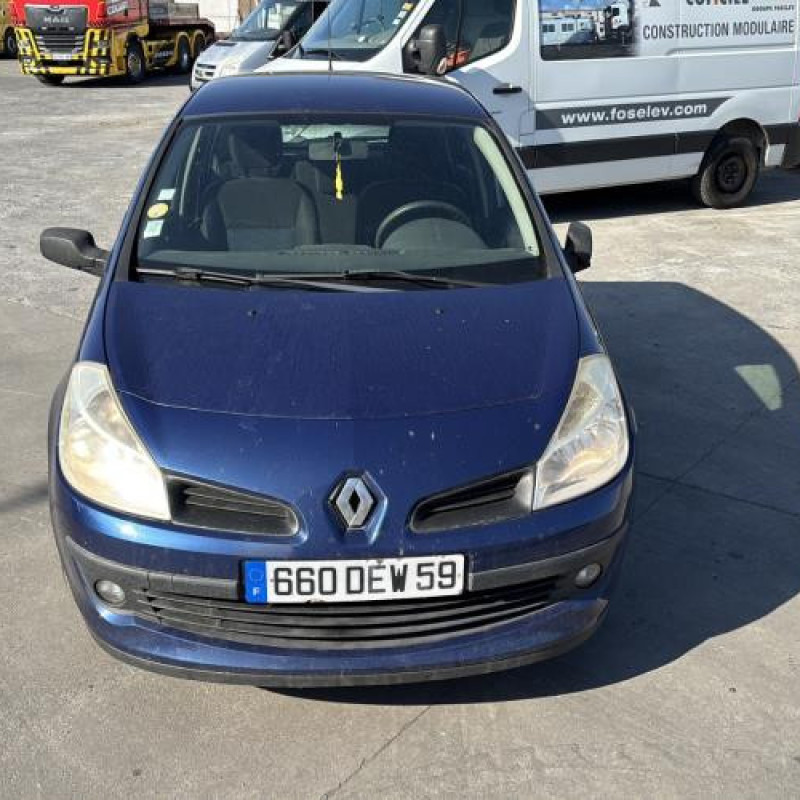 Vitre arriere gauche RENAULT CLIO 3 Photo n°5