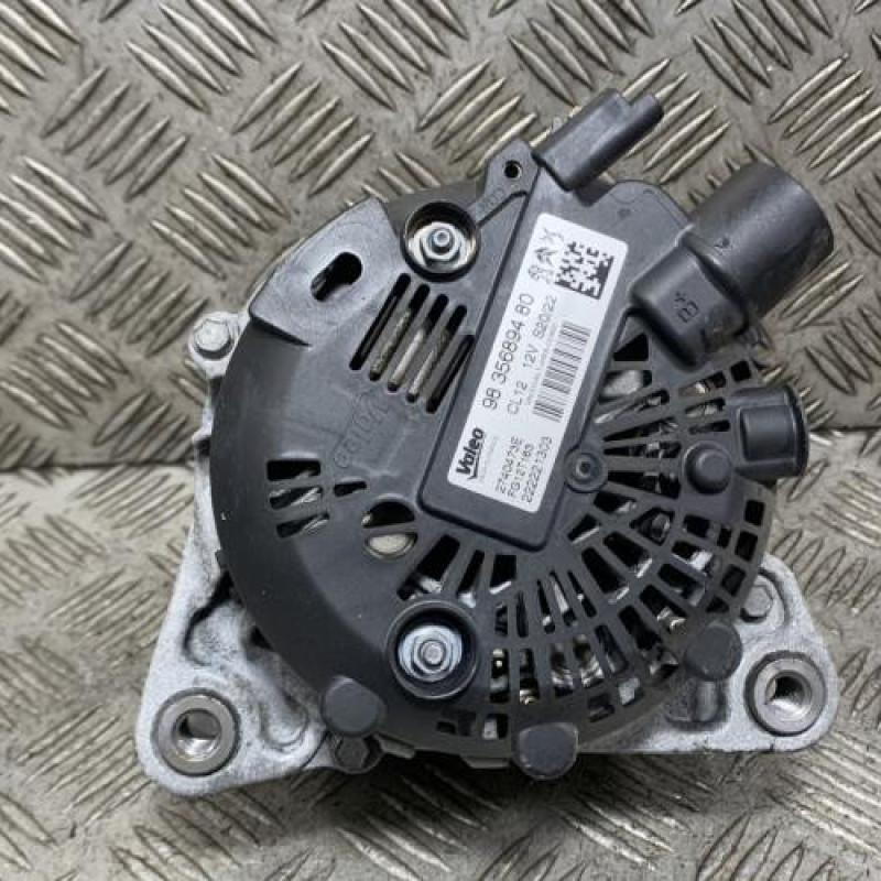 Alternateur OPEL CORSA F Photo n°1