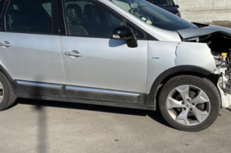 Feu de recul droit RENAULT GRAND SCENIC 3