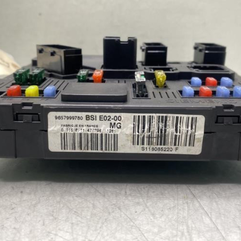 Boitier BSI PEUGEOT 206+ Photo n°4