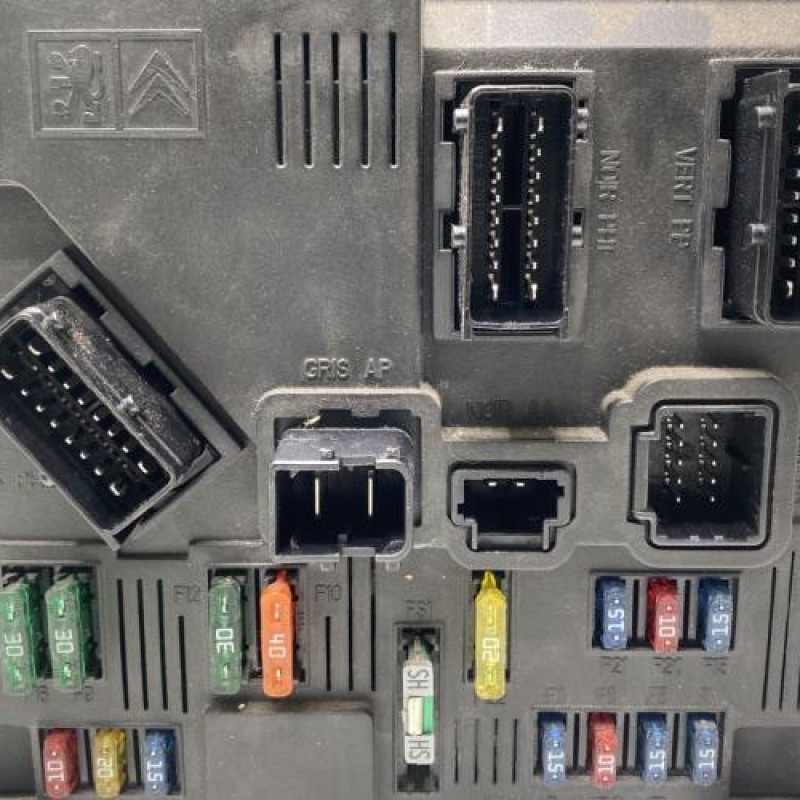 Boitier BSI PEUGEOT 206 Photo n°3