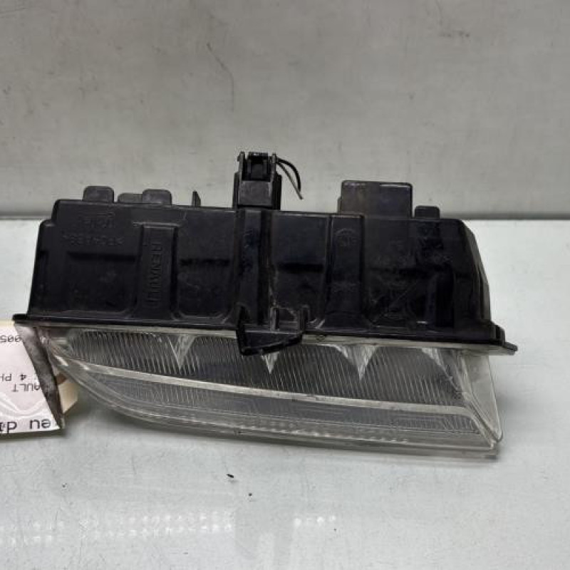 Feu diurne avant droit RENAULT CLIO 4 Photo n°4