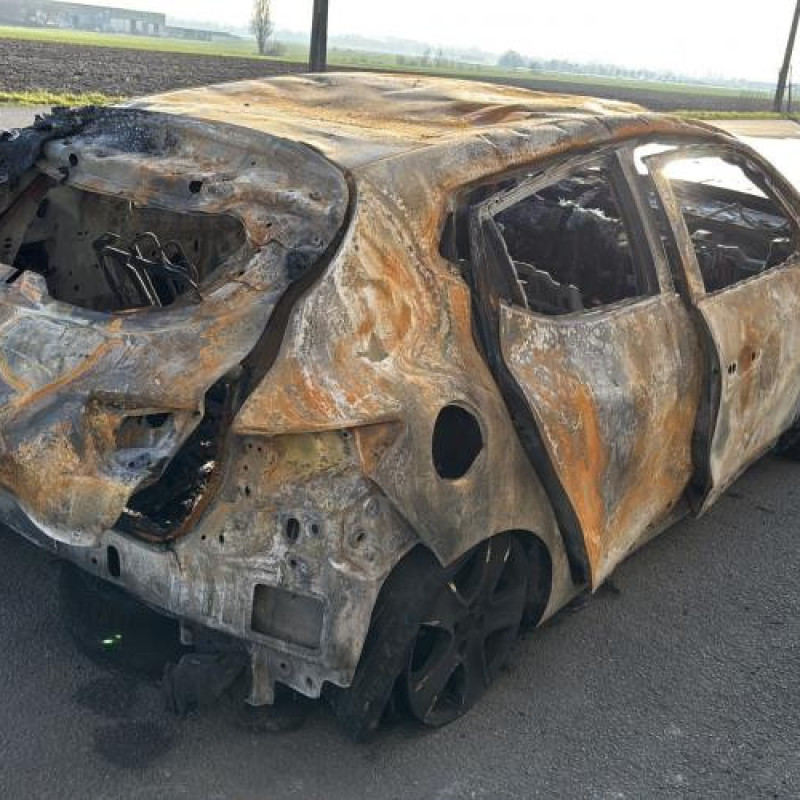 Feu diurne avant droit RENAULT CLIO 4 Photo n°7