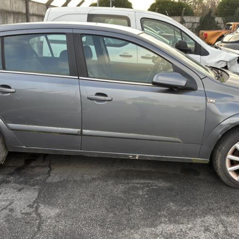 Retroviseur droit OPEL ASTRA H Photo n°12