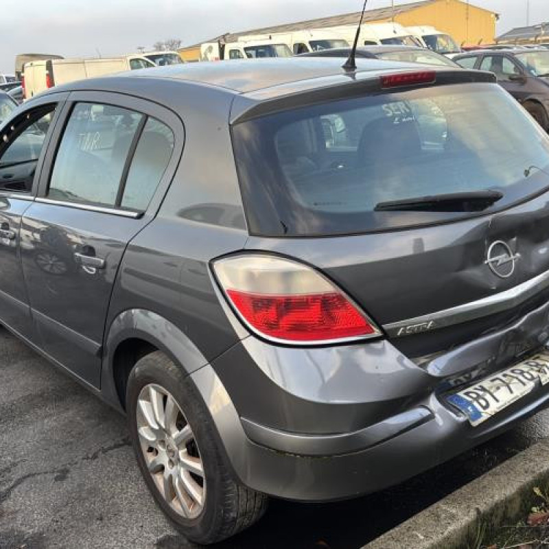 Retroviseur gauche OPEL ASTRA H Photo n°9