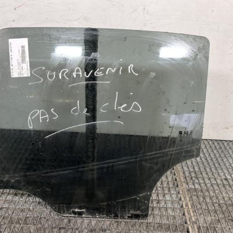 Vitre arriere gauche OPEL MOKKA 1 Photo n°1