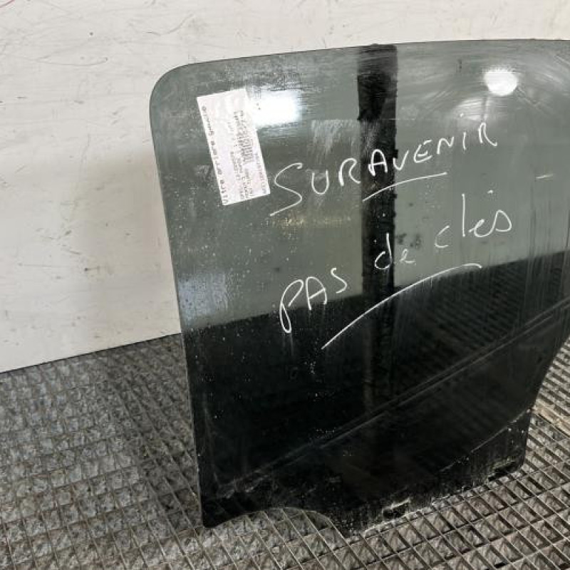 Vitre arriere gauche OPEL MOKKA 1 Photo n°2