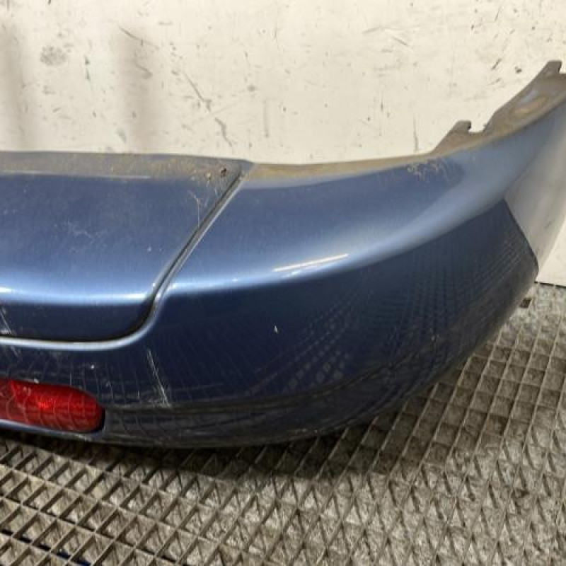 Pare choc arriere CHRYSLER PT CRUISER Photo n°2