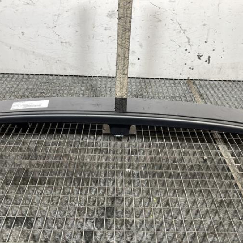 Becquet RENAULT TWINGO 3 Photo n°1