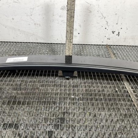 Becquet RENAULT TWINGO 3 Photo n°1