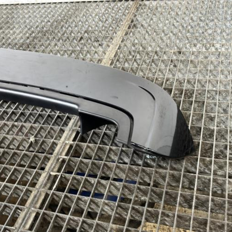 Becquet RENAULT TWINGO 3 Photo n°3