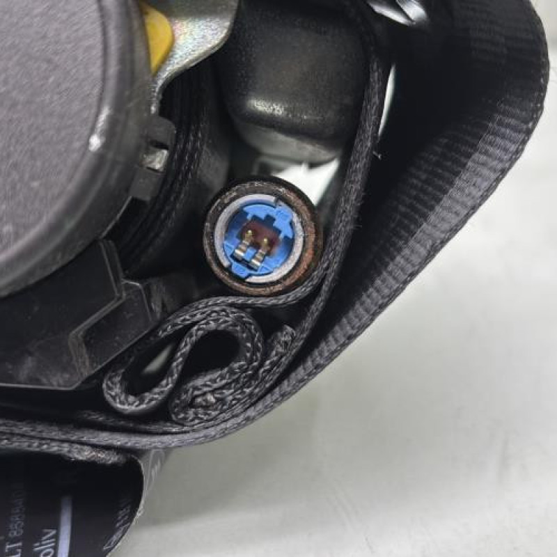 Pretensionneur de ceinture avant droit RENAULT CLIO 4 Photo n°4