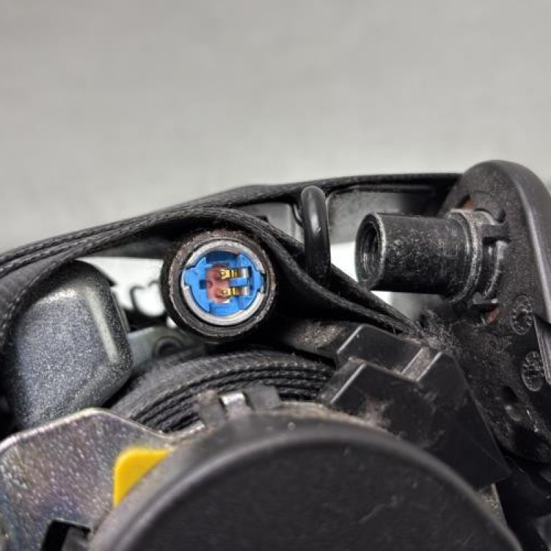 Pretensionneur de ceinture avant gauche RENAULT CLIO 4 Photo n°3