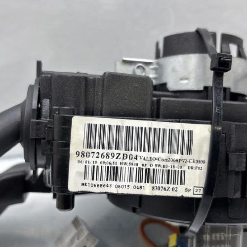 Com (Bloc Contacteur Tournant+Commodo Essuie Glace+Commodo Phare) PEUGEOT 308 2 Photo n°9