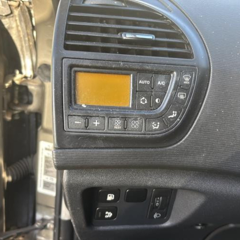 Reservoir essence CITROEN C4 PICASSO 1 Photo n°15