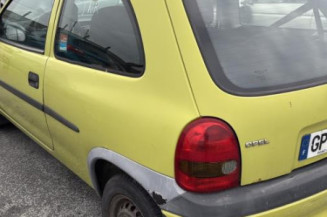 Bras essuie glace avant droit OPEL CORSA B