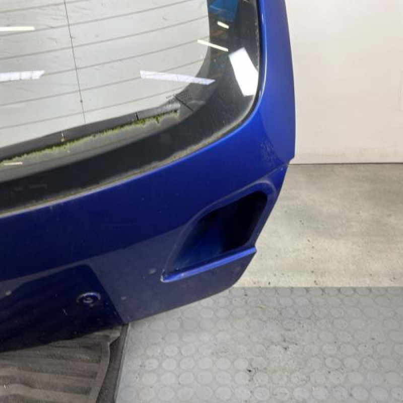 Malle/Hayon arriere MAZDA 3 1 Photo n°4