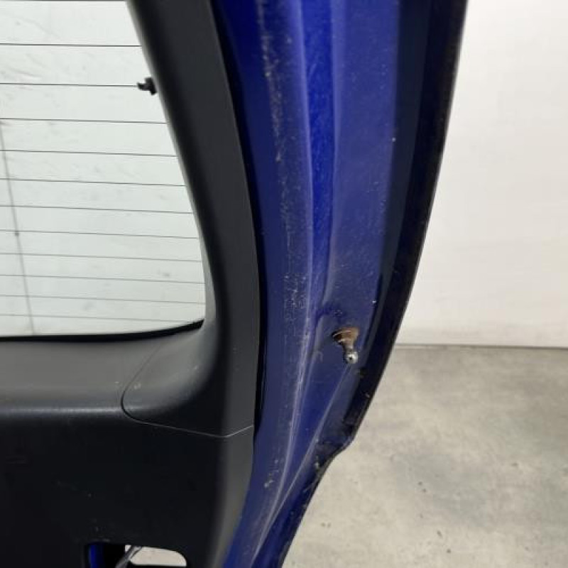 Malle/Hayon arriere MAZDA 3 1 Photo n°8