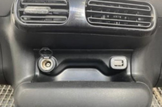 Planche de bord complete CITROEN C4 CACTUS Photo n°1