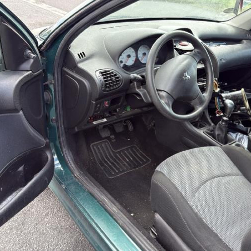 Moteur PEUGEOT 206 Photo n°8