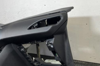 Planche de bord complete PEUGEOT 208 1